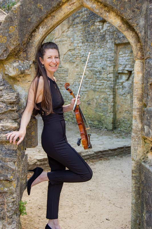 Violin player for weddings and events
